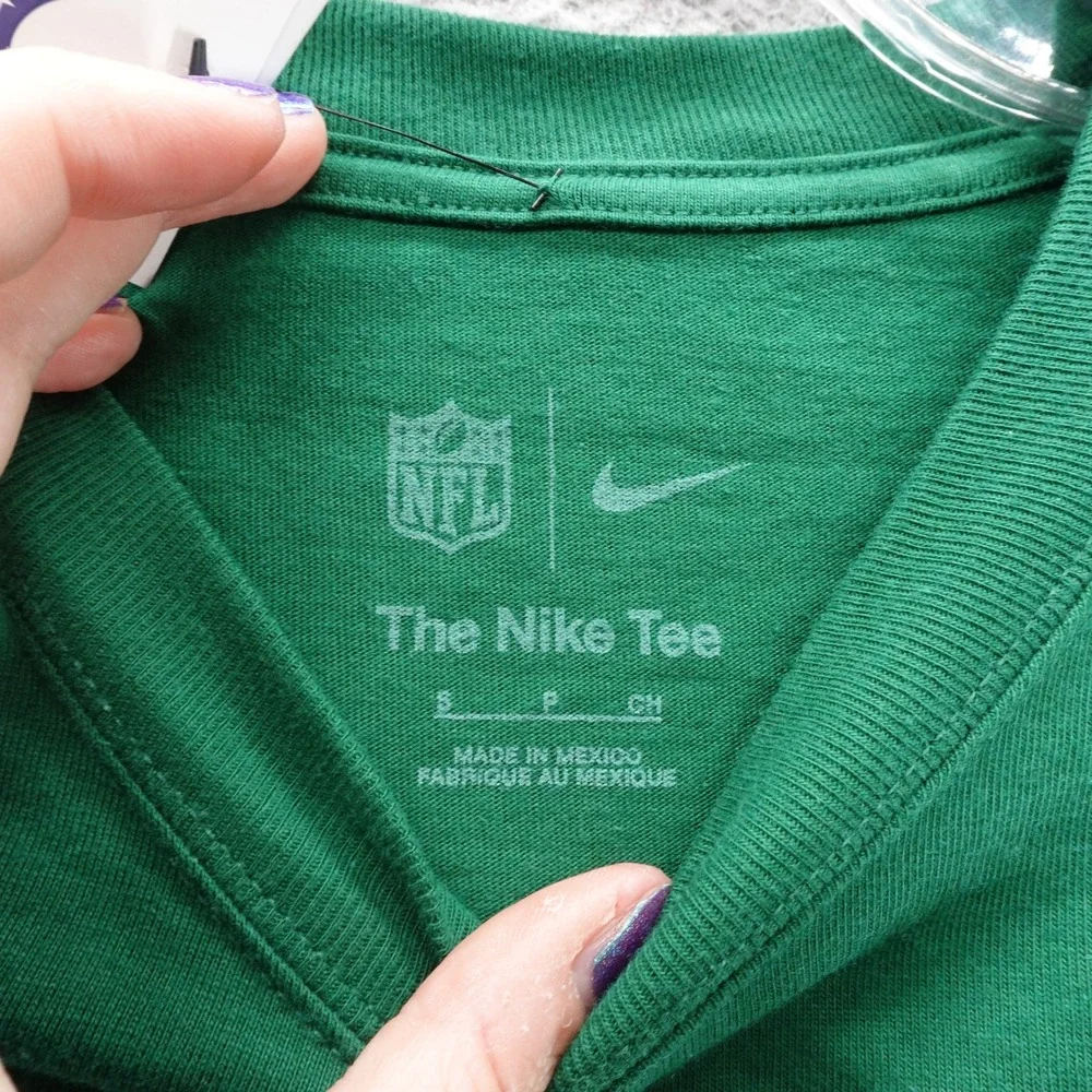 Nike NFL New York Jets TShirt Mens Small Green Pocket Tee Short Sleeve NWT